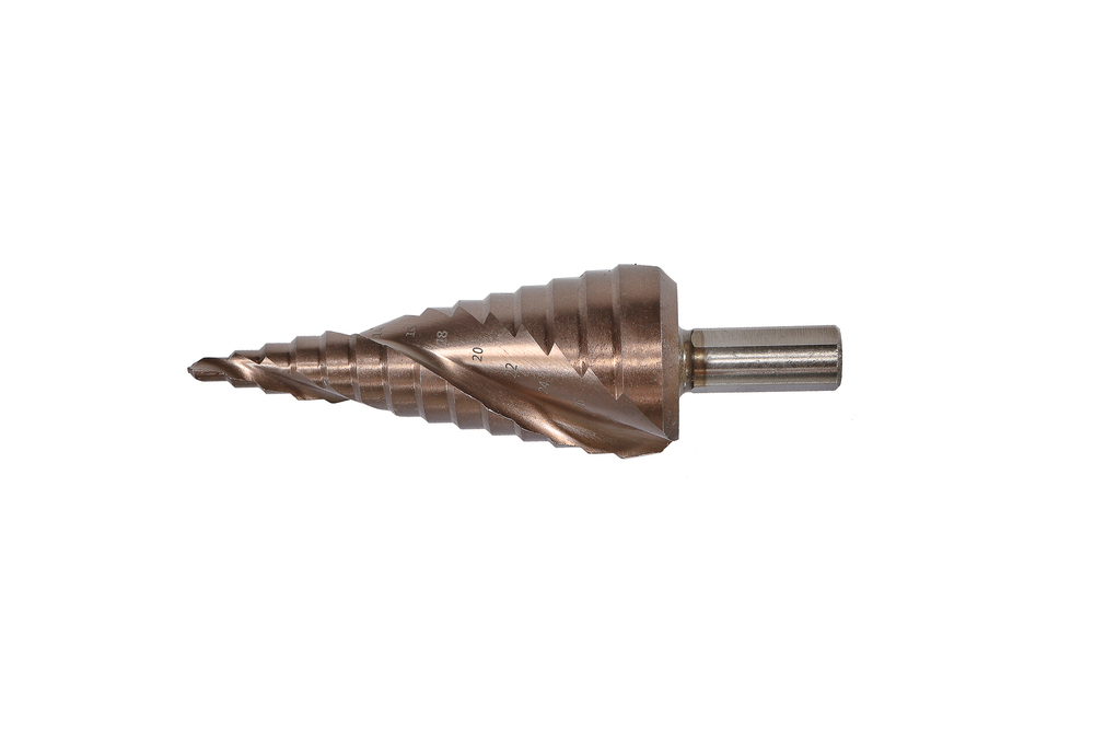 Сверло ступенчатое по металлу 4-30мм шаг 2мм Р6М5+COBALT спираль Sturm!